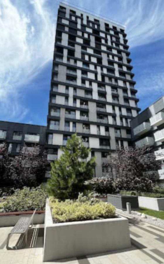 Residence Garden Tower S Balkonem, Garaz Prague Exterior photo